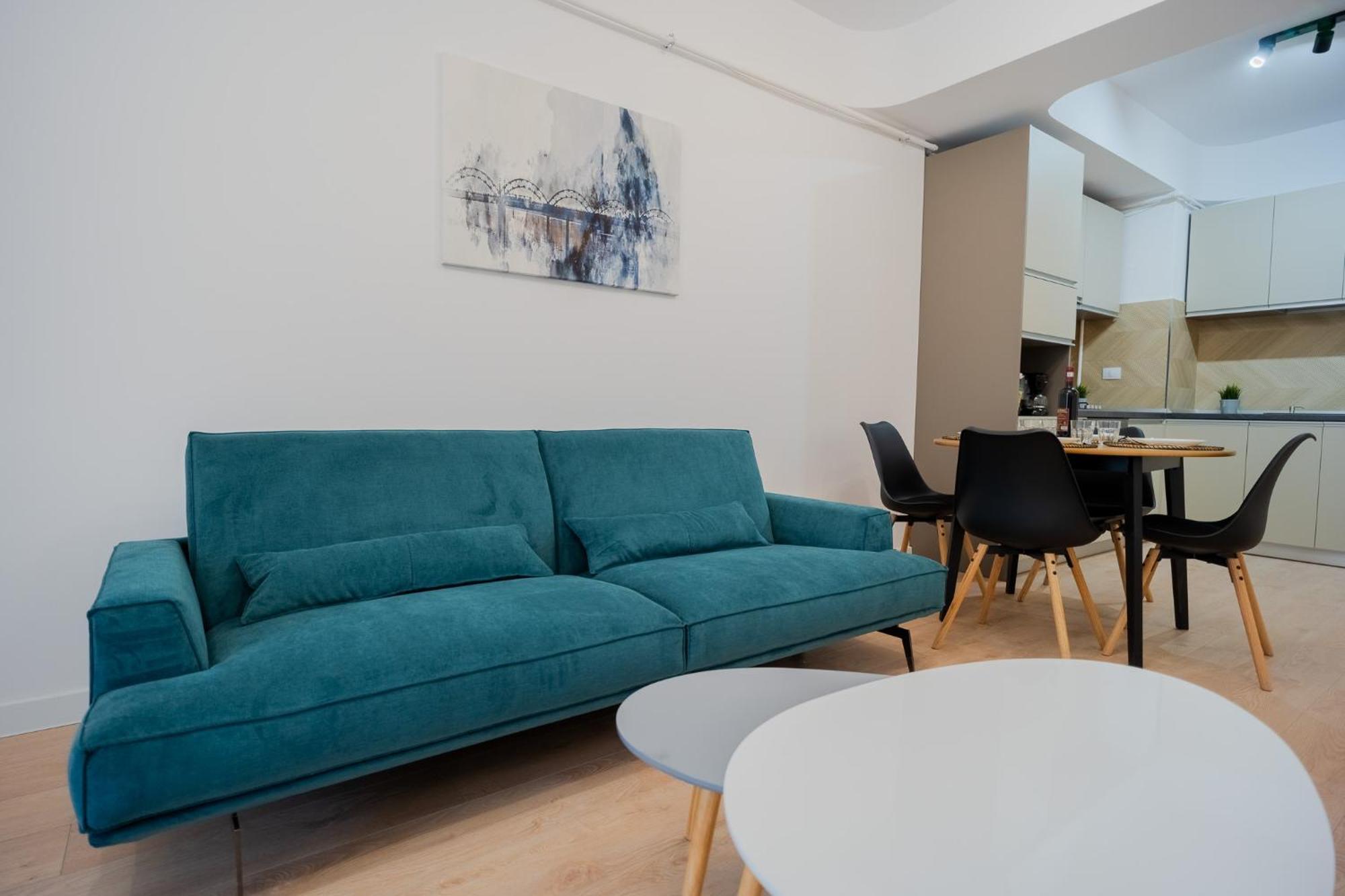 Amazing View Apartments - Iuliu Maniu & Politehnica Park Bucharest Exterior photo