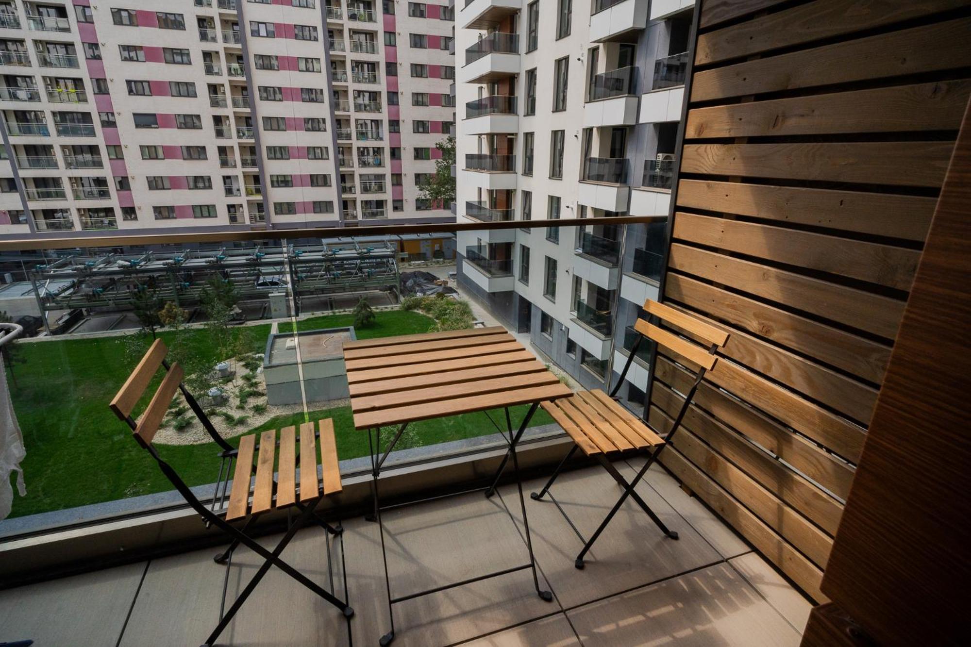 Amazing View Apartments - Iuliu Maniu & Politehnica Park Bucharest Exterior photo